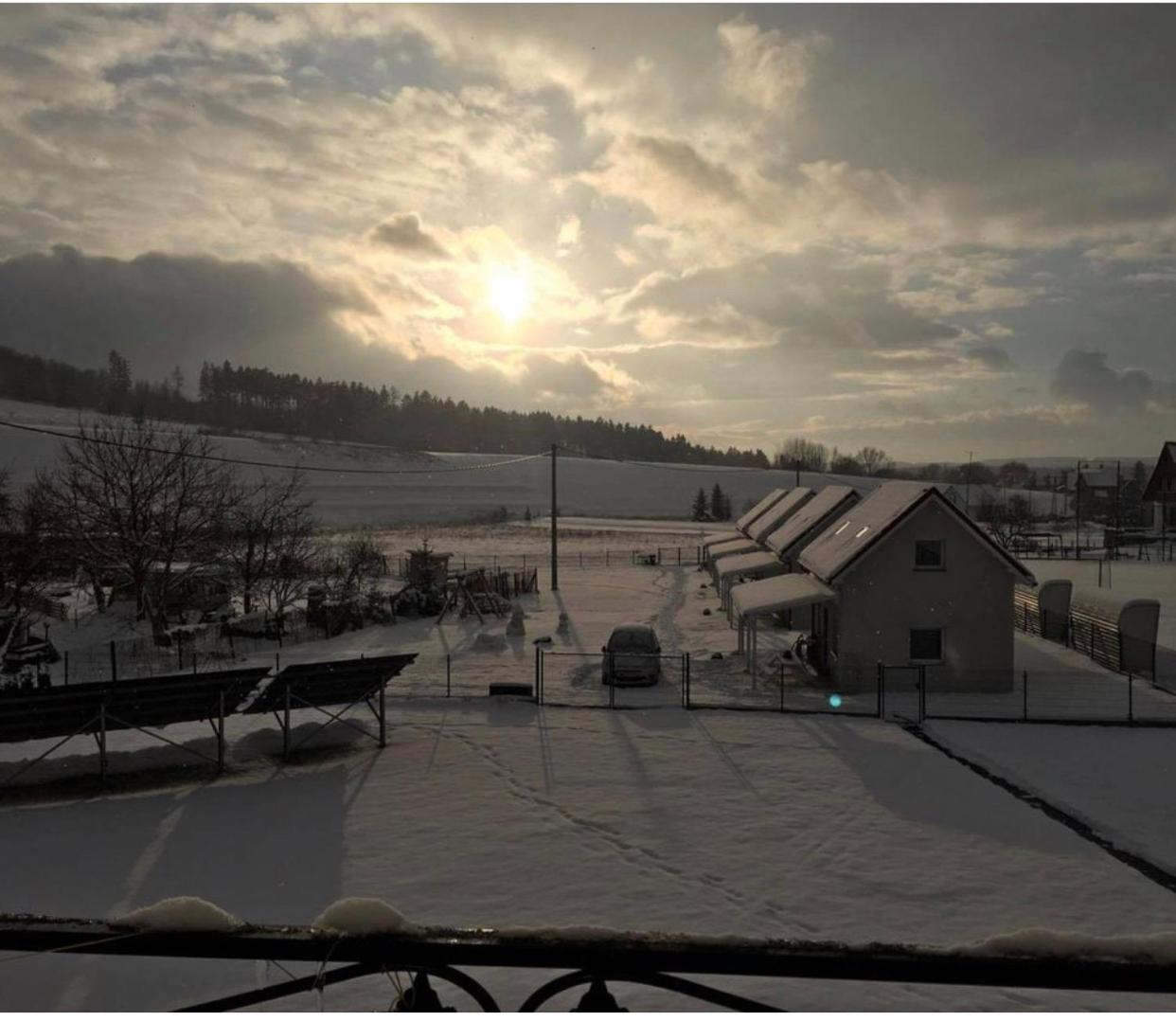 Domki Caloroczne Jesionowscy Kudowa-Zdrój Exterior foto