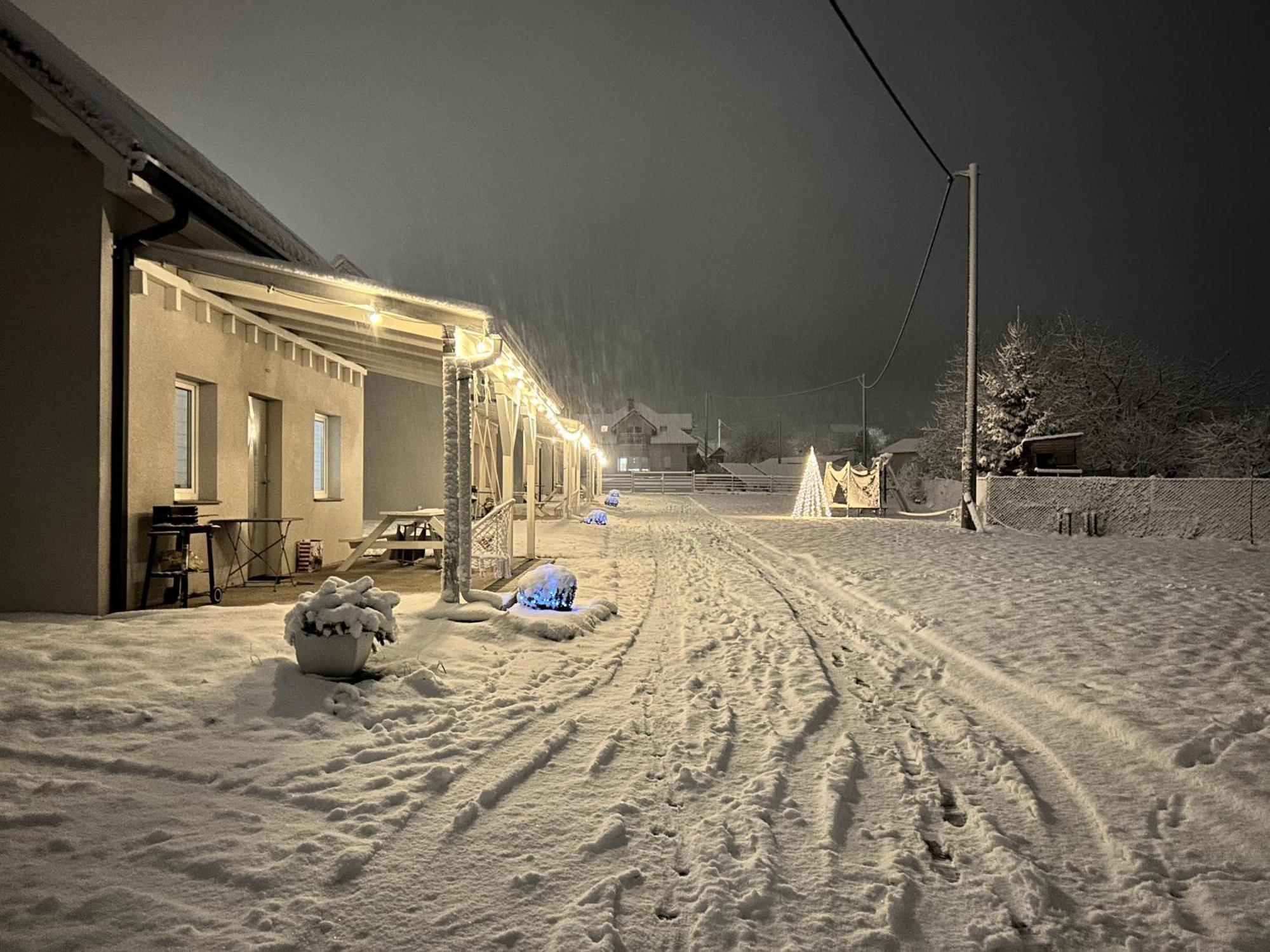Domki Caloroczne Jesionowscy Kudowa-Zdrój Exterior foto